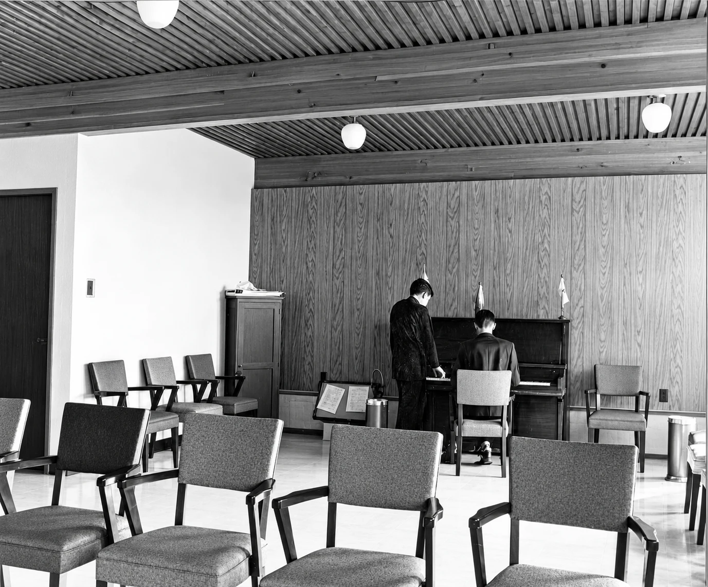 Paul VI Residence — photograph 2